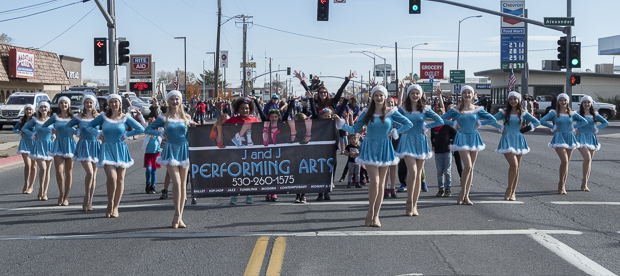 2016vetsparade-38 image